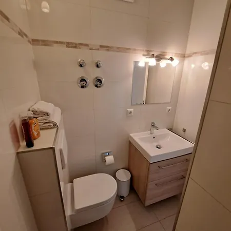 Apartment East Park Baumkirchner Str 18