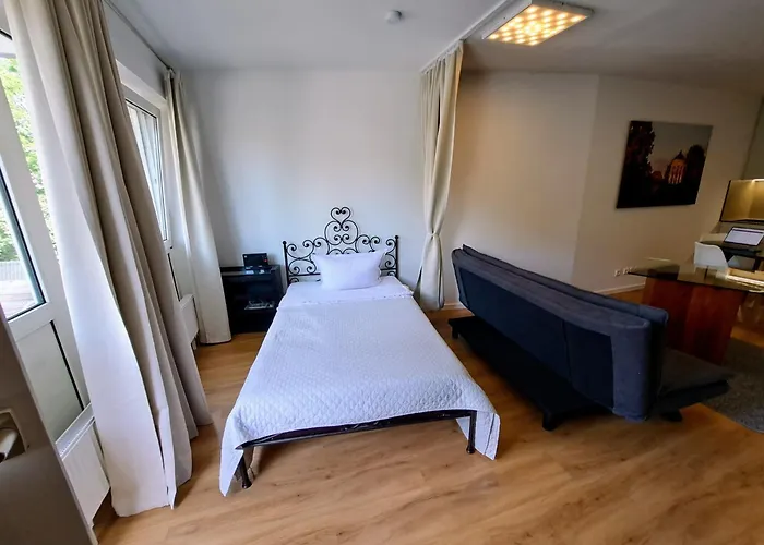 East Park Baumkirchner Str 18 מינכן