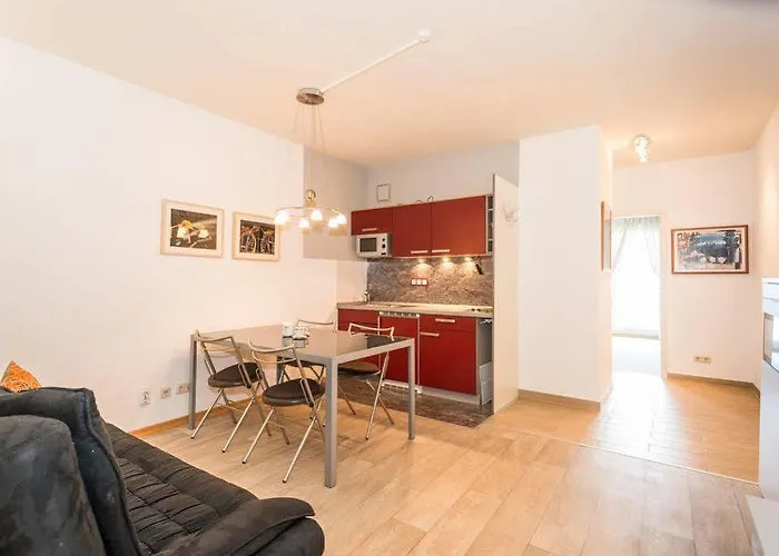 East Park Baumkirchner Str 18 מינכן