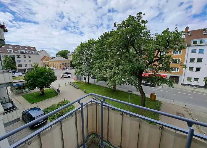 East Park Baumkirchner Str 18 Münih