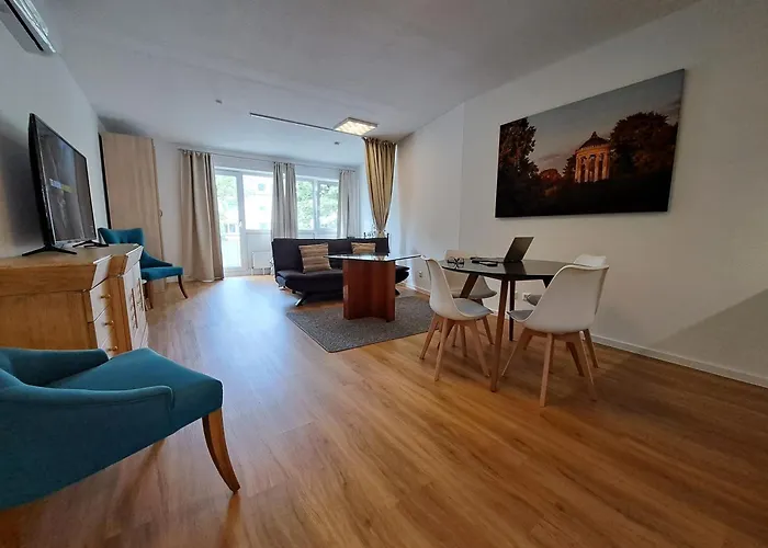 East Park Baumkirchner Str 18 Münih