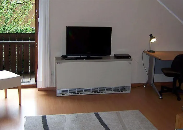 East Park Baumkirchner Str 18 Daire