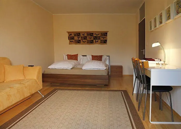 East Park Baumkirchner Str 18 Daire *