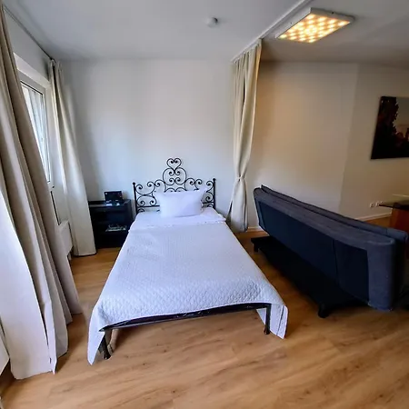East Park Baumkirchner Str 18 Monaco di Baviera